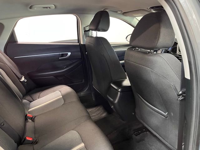 Used 2021 Hyundai Sonata SE w/ Cargo Package image 14