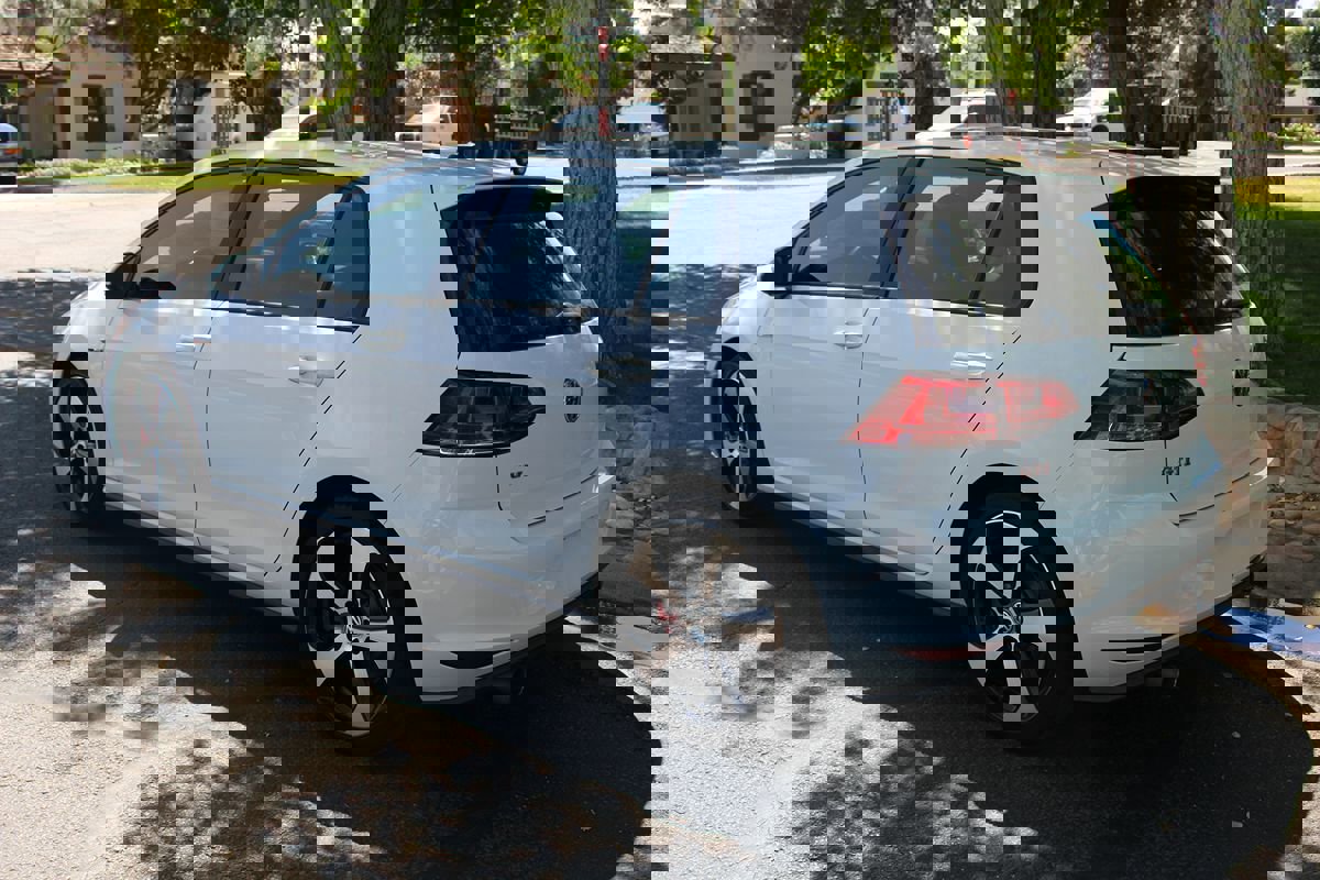 Used 2015 Volkswagen GTI Autobahn image 46