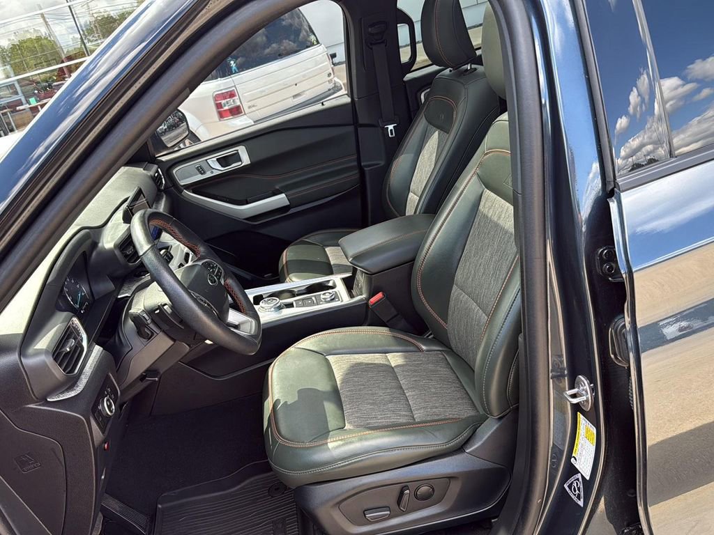 Used 2023 Ford Explorer Timberline w/ Timberline Technology Package image 13