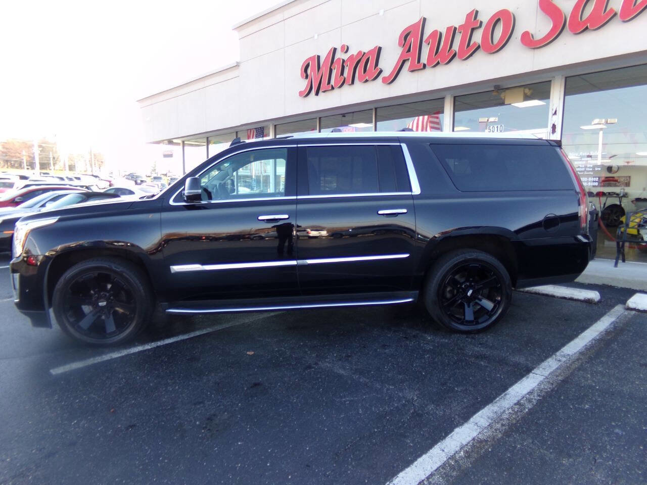 Used 2019 Cadillac Escalade ESV Luxury image 8