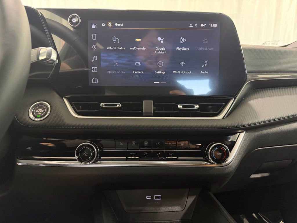 New 2026 Chevrolet Equinox LT w/ LPO, Floor Liner Package FWD image 20