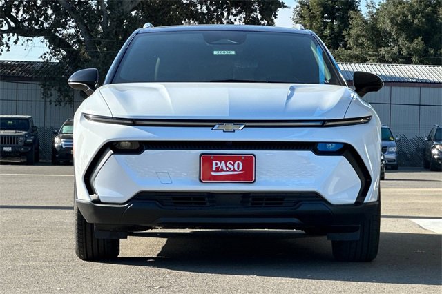 New 2026 Chevrolet Equinox EV LT image 12