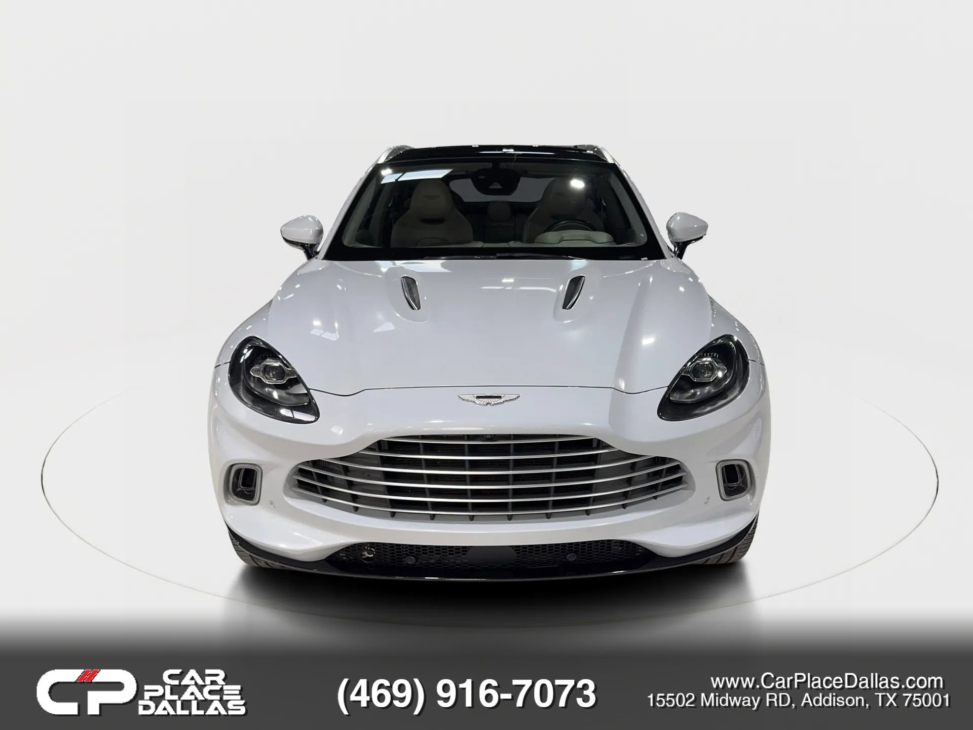 Used 2021 Aston Martin DBX image 4