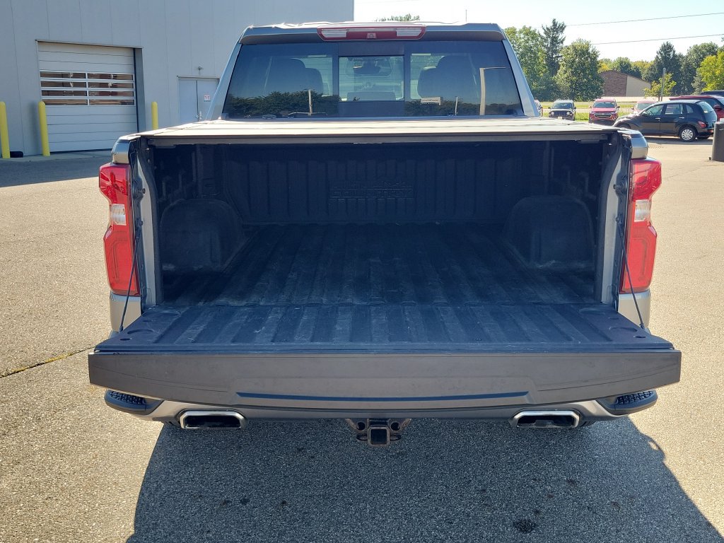 Used 2019 Chevrolet Silverado 1500 High Country w/ Technology Package AWD/4WD image 38