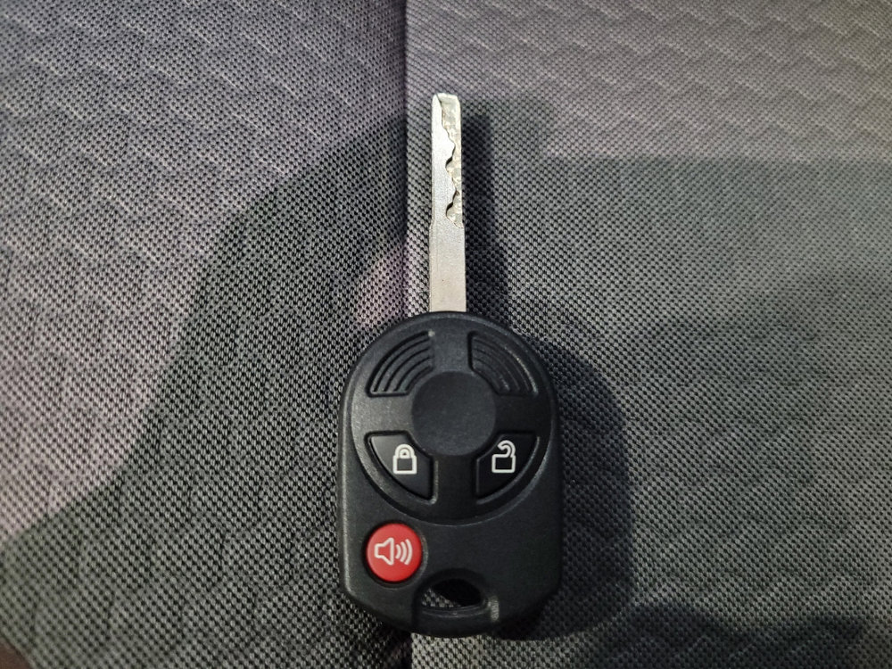 Used 2018 Ford Escape SE w/ SE Sync 3 Package image 32