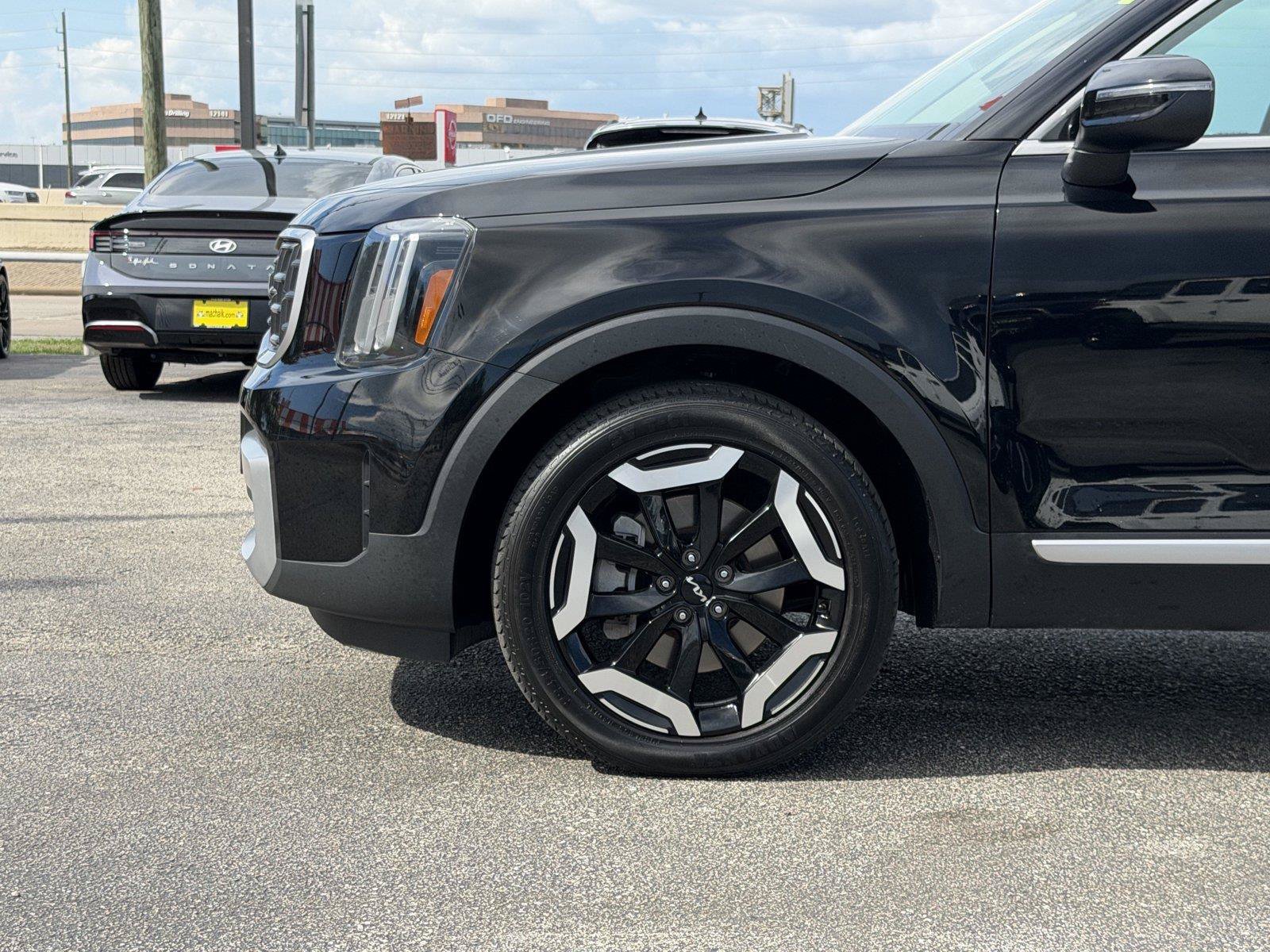 Used 2023 Kia Telluride S AWD/4WD image 10