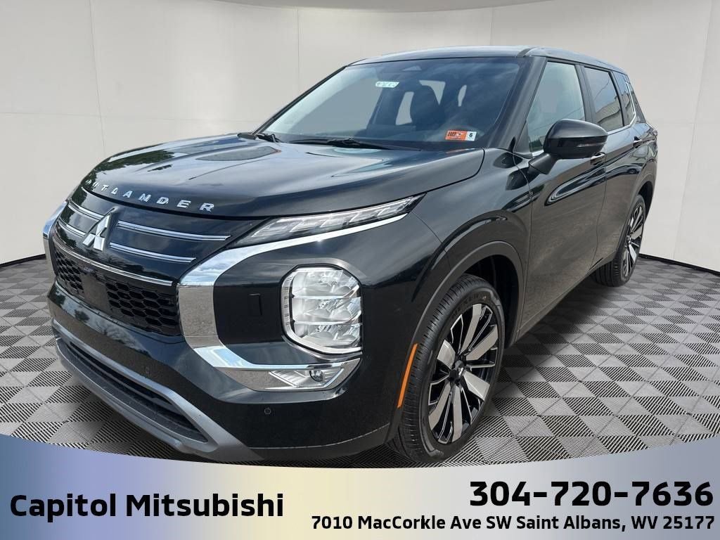 New 2025 Mitsubishi Outlander SE image 4