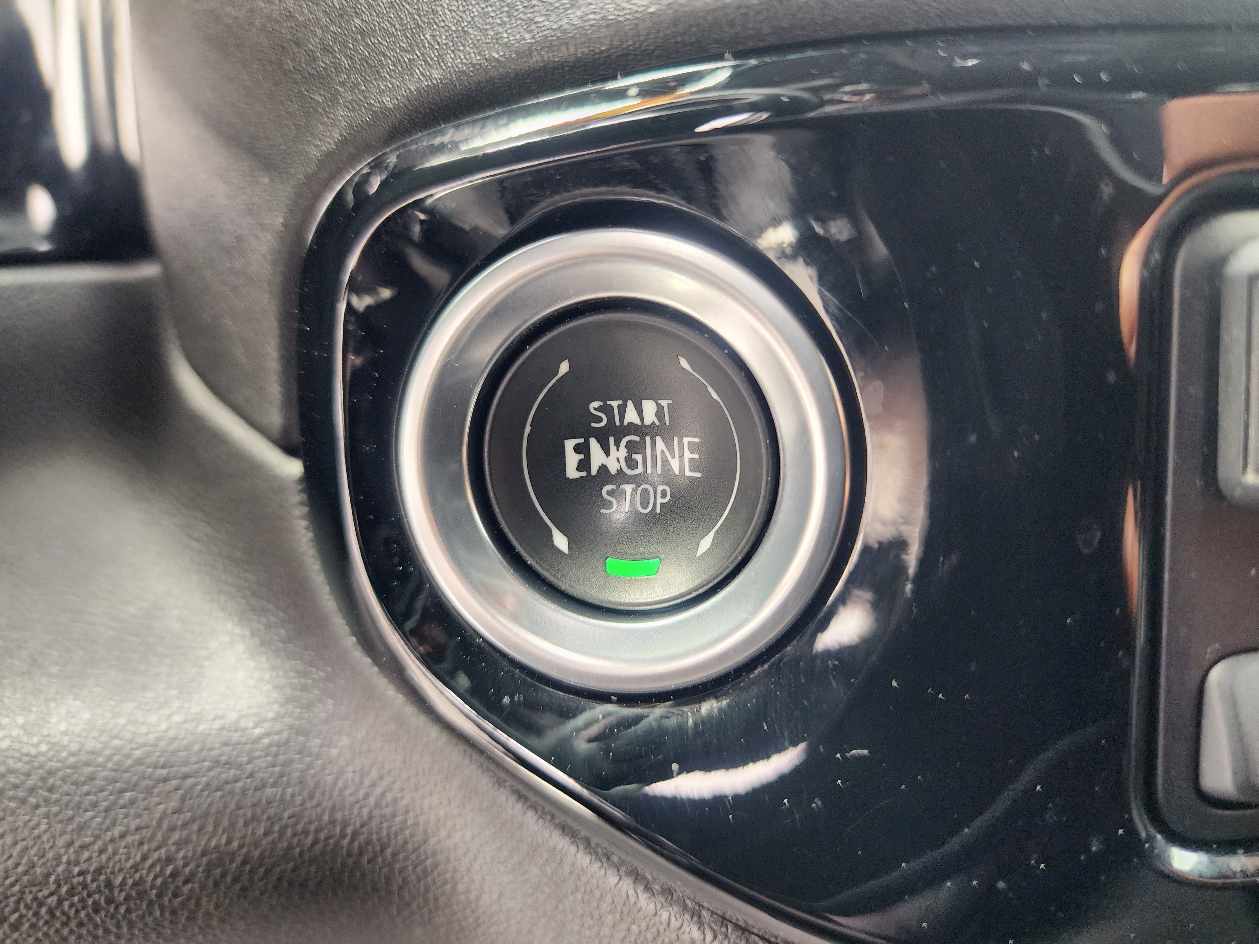 Used 2025 Chevrolet Silverado 1500 LT image 32