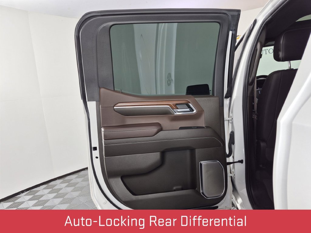 Certified 2023 GMC Sierra 1500 Denali w/ Denali Reserve Package AWD/4WD image 32