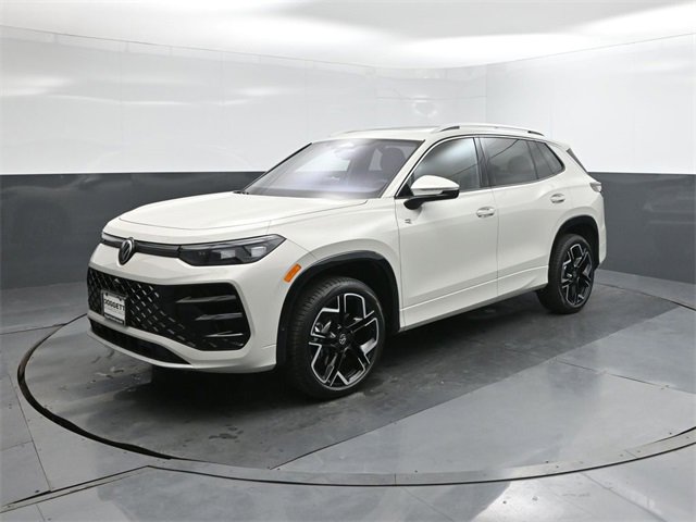 New 2026 Volkswagen Tiguan SEL R-Line