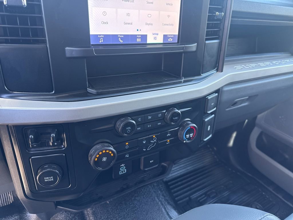 Used 2023 Ford F250 XL w/ XL Chrome Package image 15