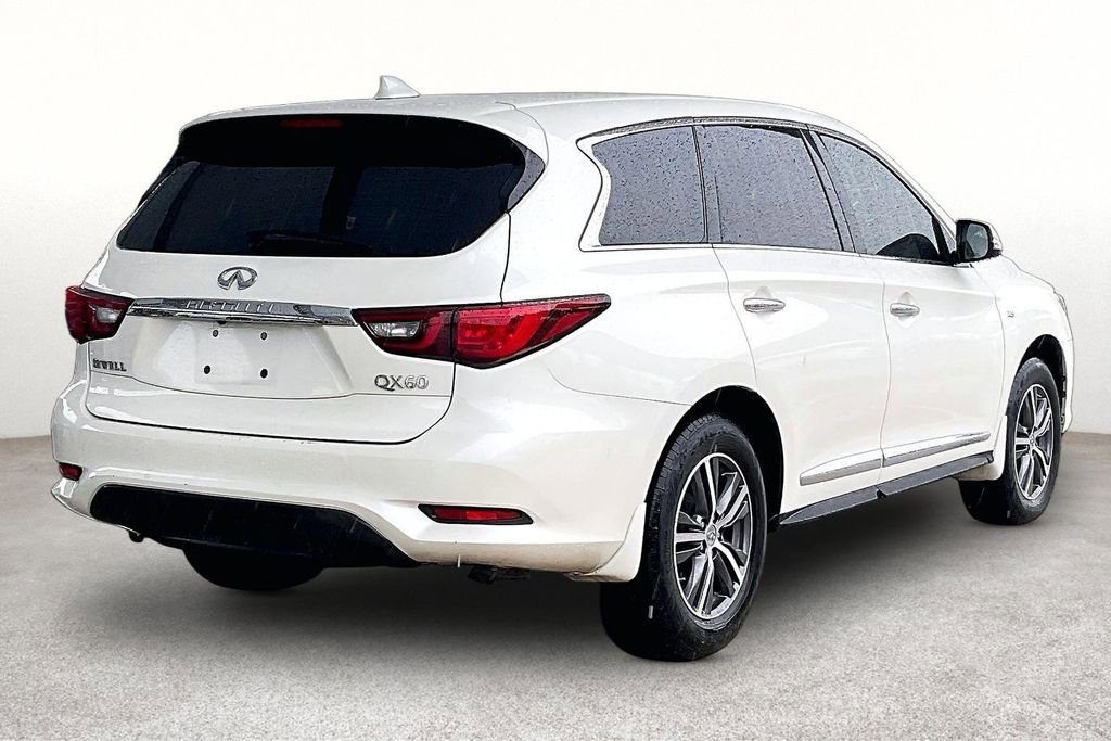 Used 2018 INFINITI QX60 FWD image 2