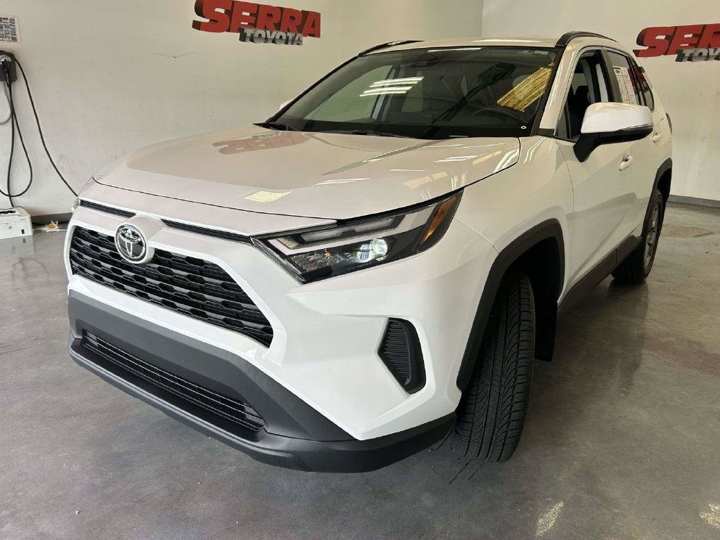 Certified 2024 Toyota RAV4 XLE FWD image 7