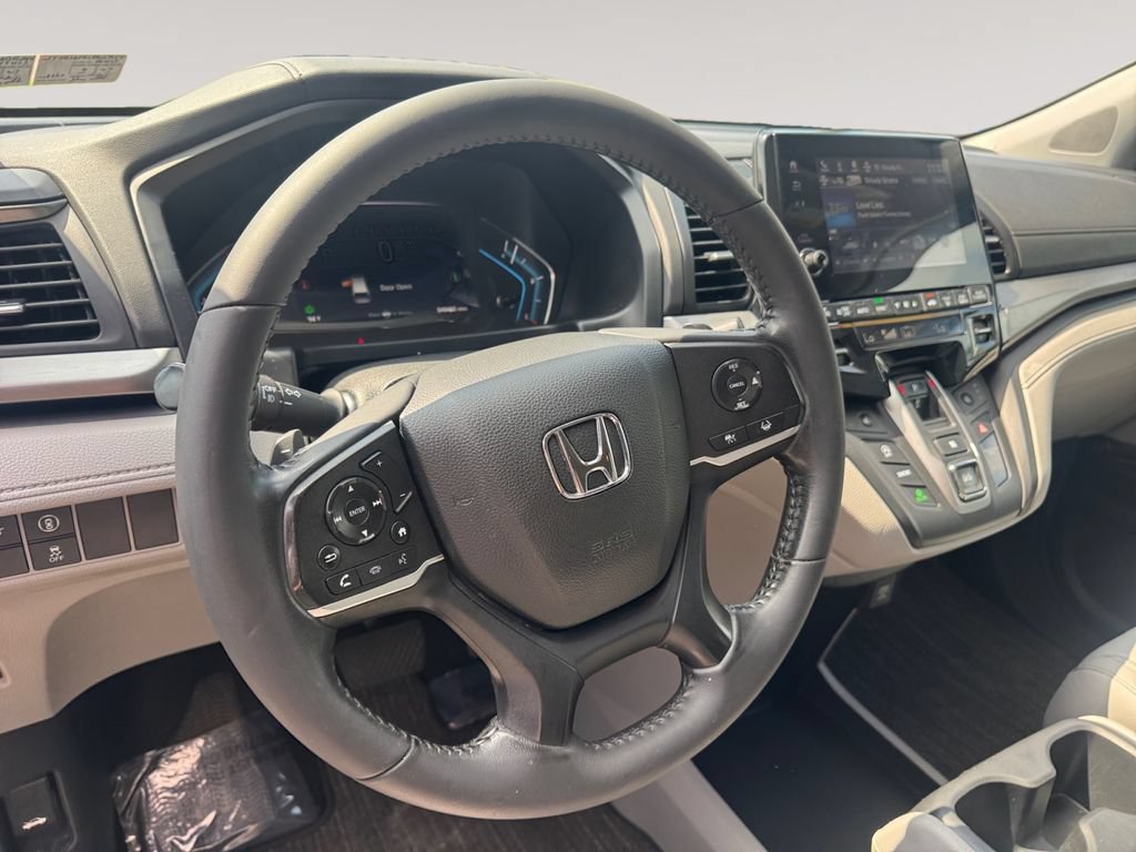 Used 2024 Honda Odyssey EX-L image 12