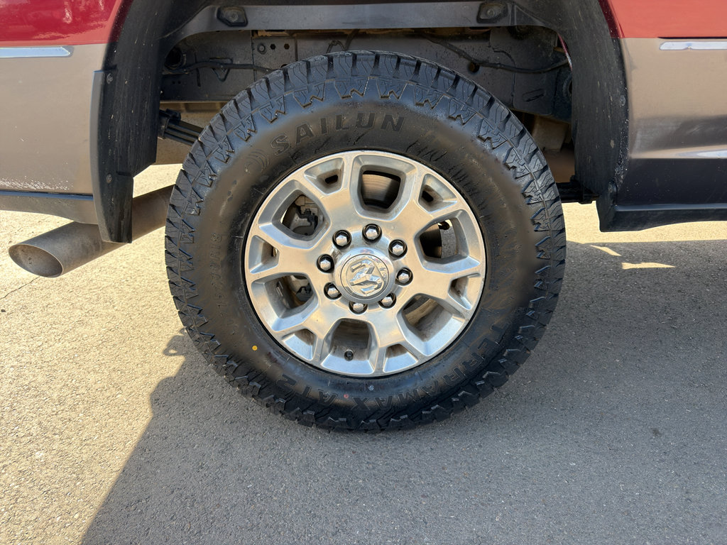 Used 2024 RAM 3500 Laramie image 10