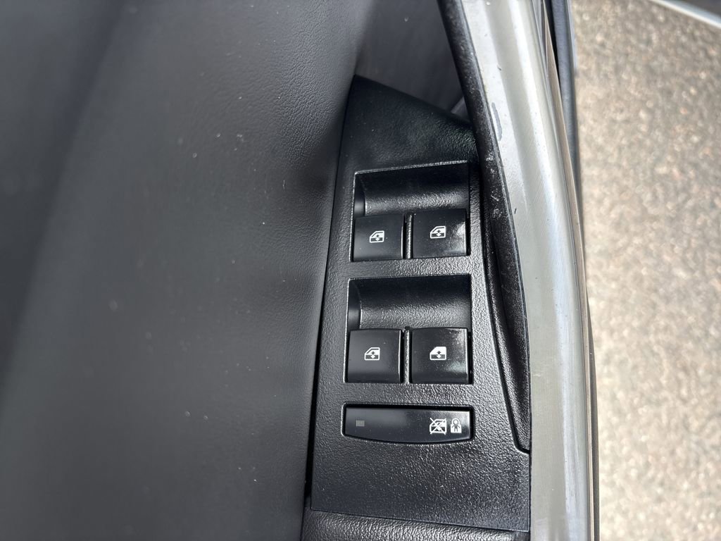 Used 2013 Buick Verano Leather image 10