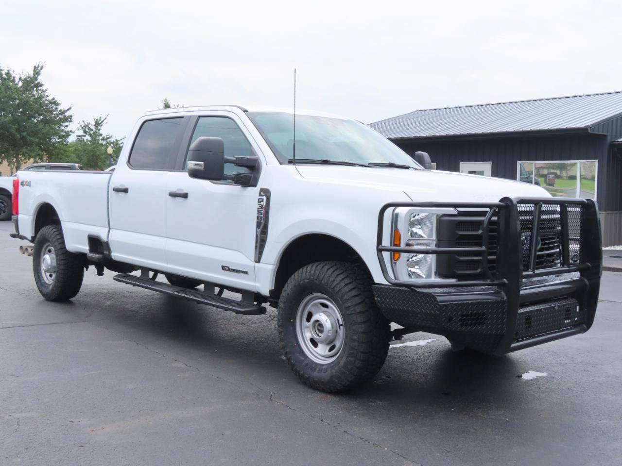 Used 2024 Ford F350 XL AWD/4WD image 8