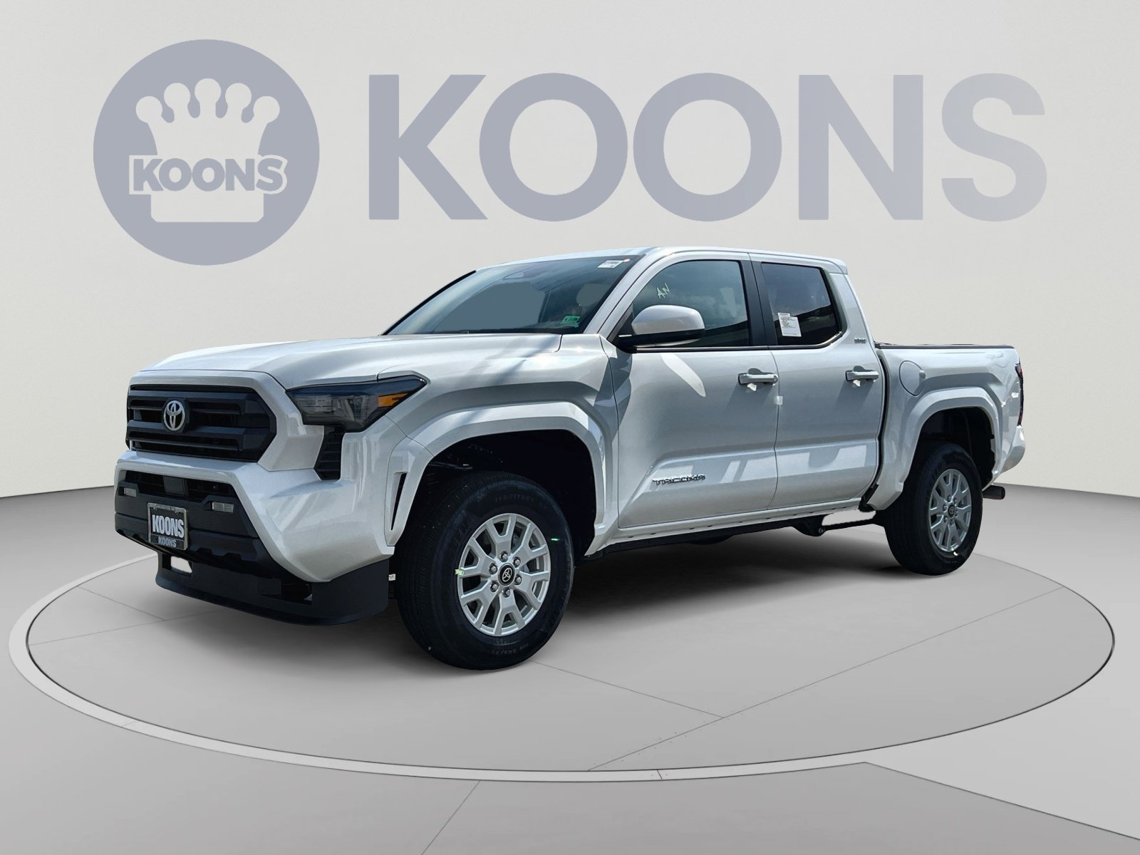 New 2025 Toyota Tacoma SR5