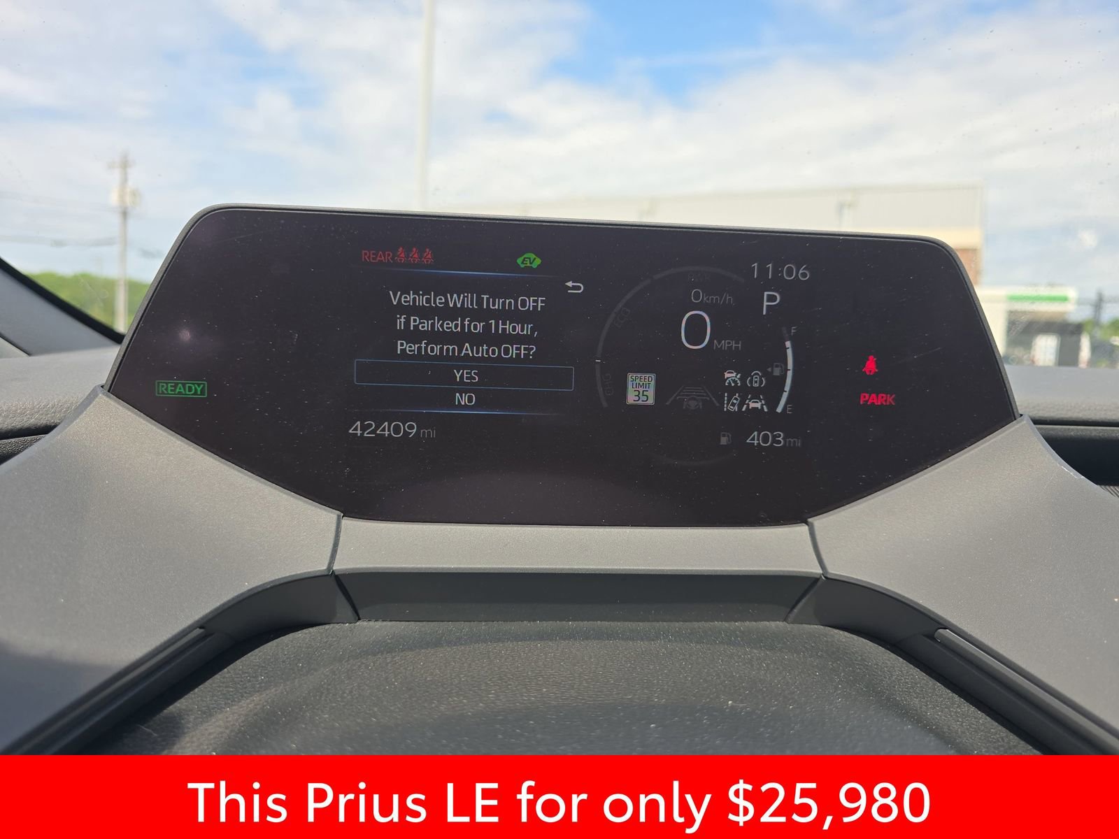 Used 2024 Toyota Prius LE FWD image 24