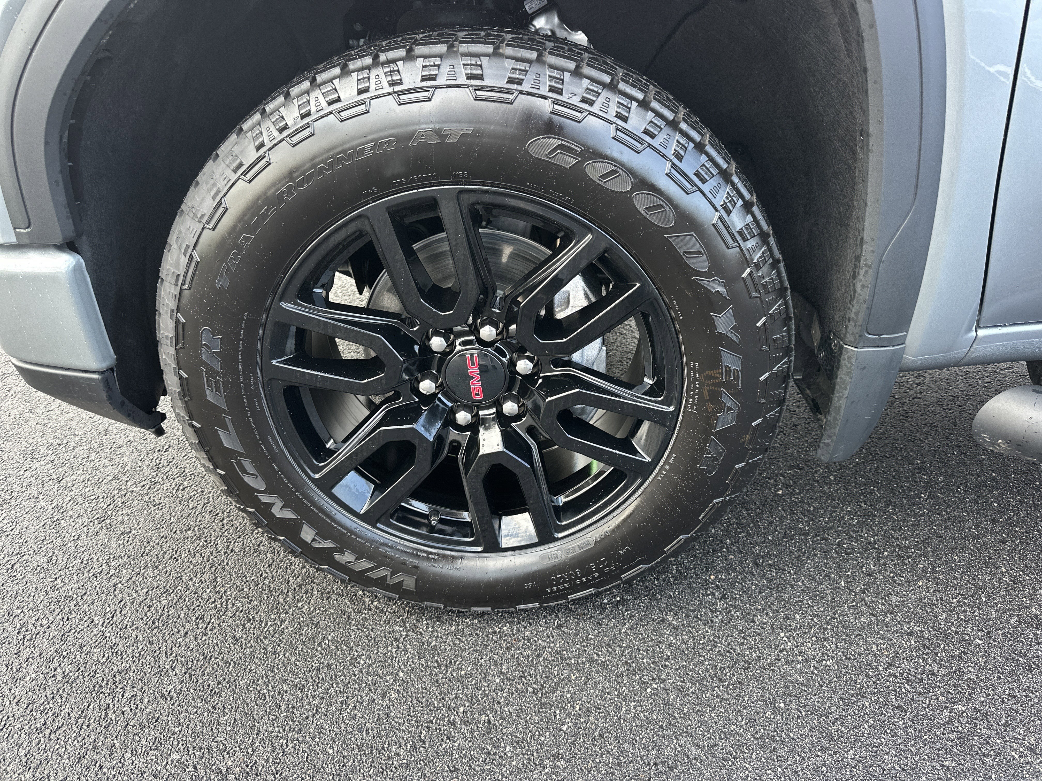 Certified 2026 GMC Sierra 1500 Elevation image 12