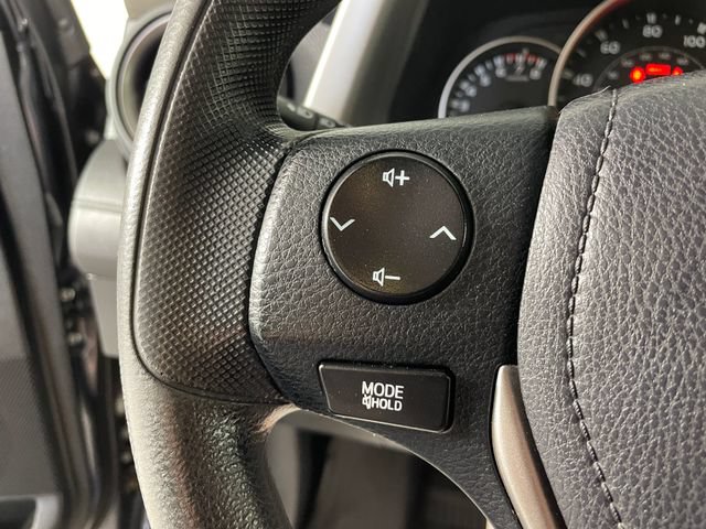 Used 2016 Toyota RAV4 LE AWD/4WD image 12