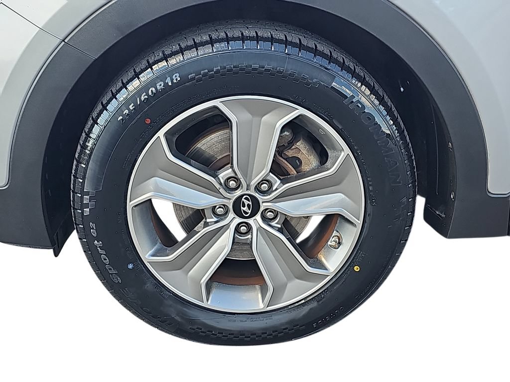 Used 2014 Hyundai Santa Fe GLS FWD image 29