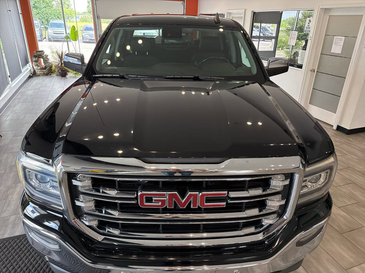 Used 2018 GMC Sierra 1500 SLT image 9