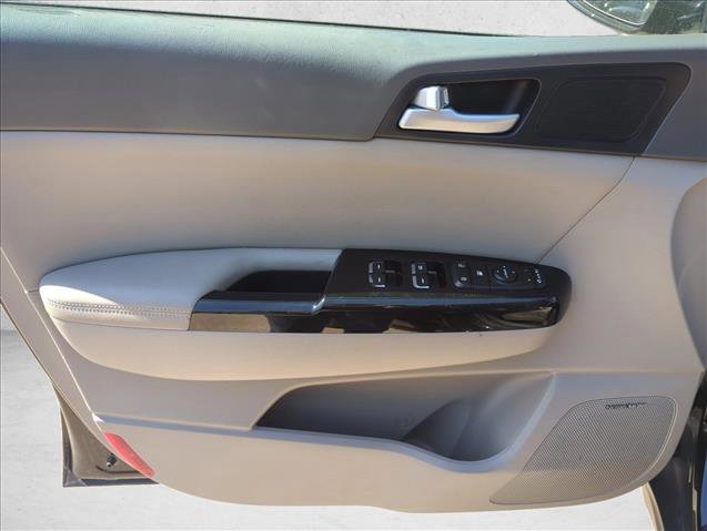 Used 2019 Kia Sportage EX w/ EX Technology Package FWD image 7