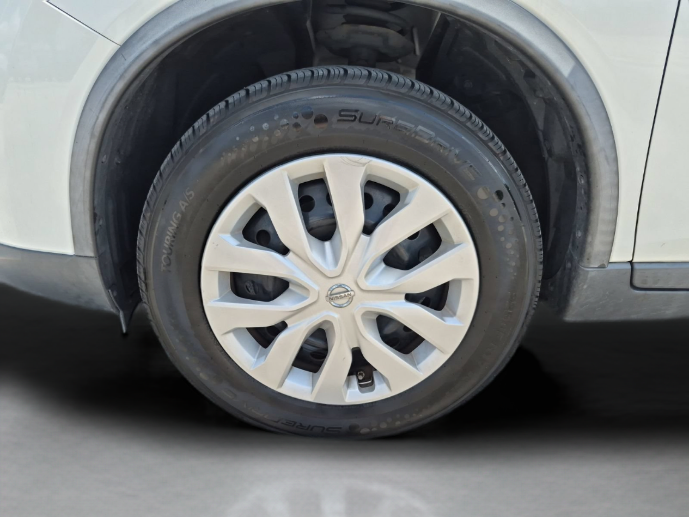 Used 2016 Nissan Rogue S AWD/4WD image 31