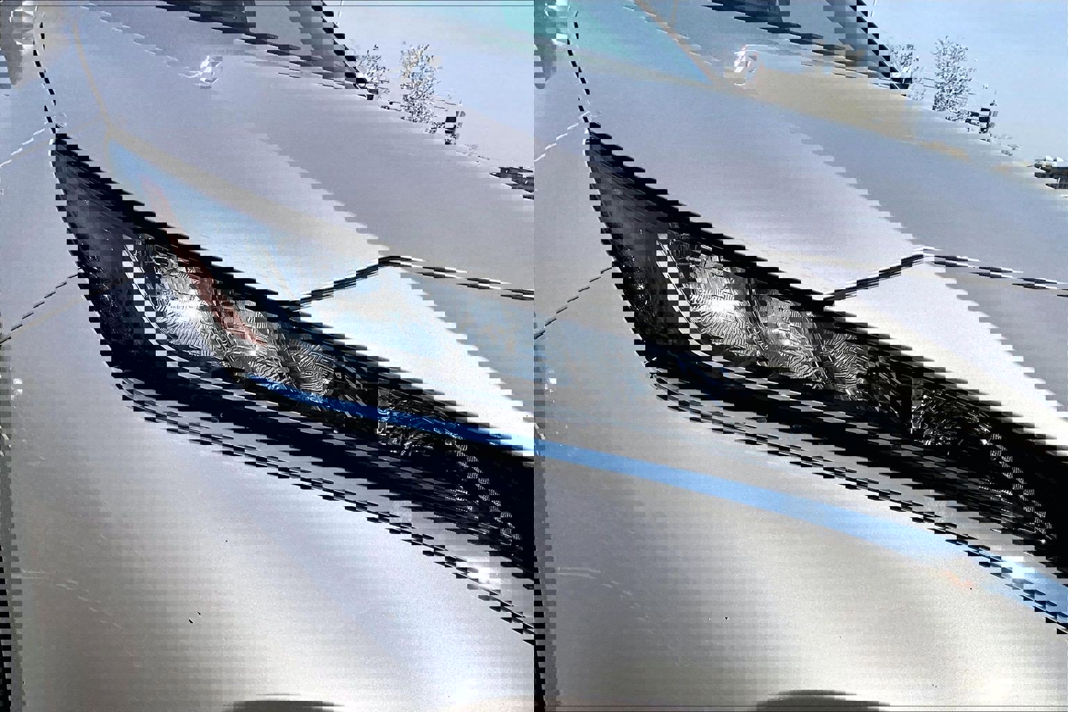 Used 2021 Toyota Venza LE image 26