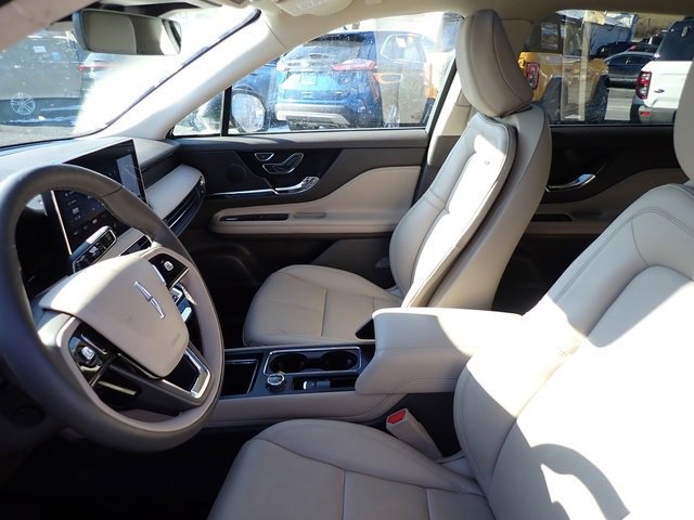 Used 2023 Lincoln Corsair Grand Touring w/ Equipment Group 301A image 16