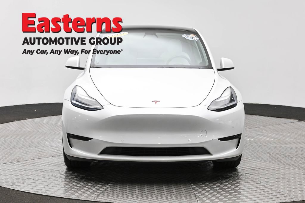 Used 2020 Tesla Model Y Long Range image 2