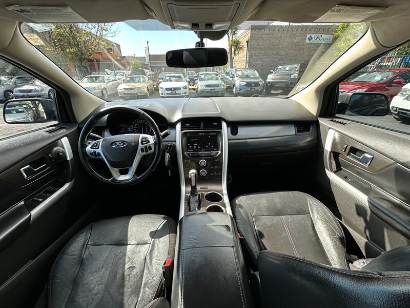Used 2012 Ford Edge SEL FWD image 14