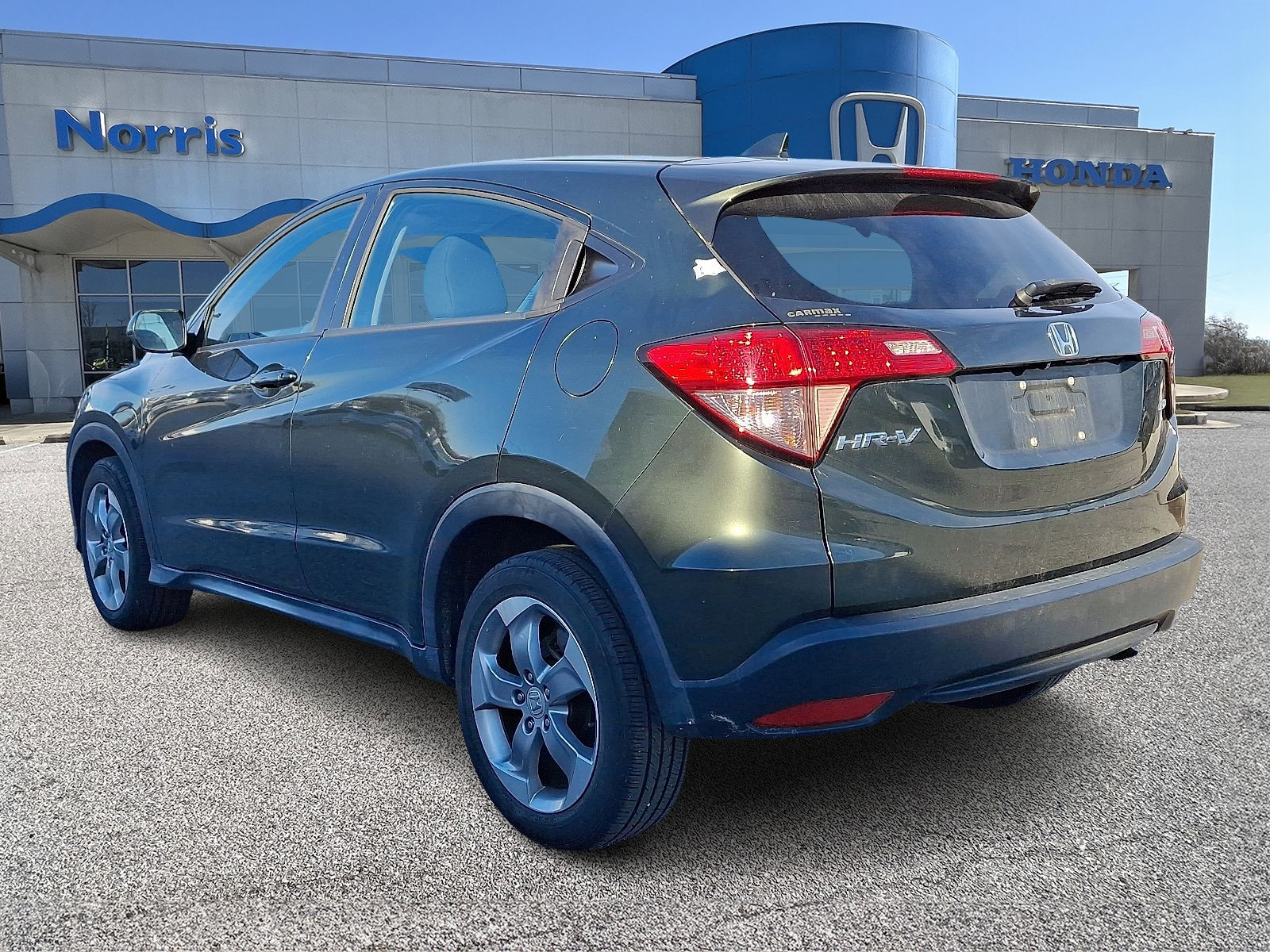 Used 2018 Honda HR-V LX image 3