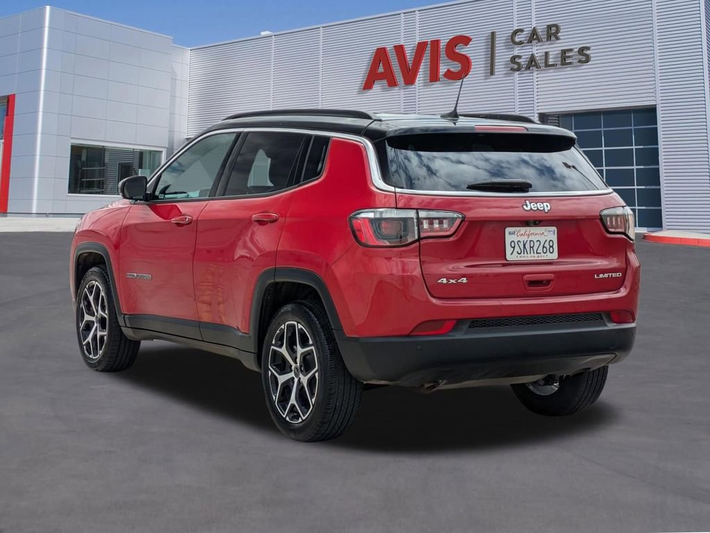Used 2025 Jeep Compass Limited AWD/4WD image 9