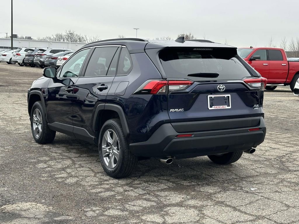 Used 2024 Toyota RAV4 XLE w/ Convenience Package image 3