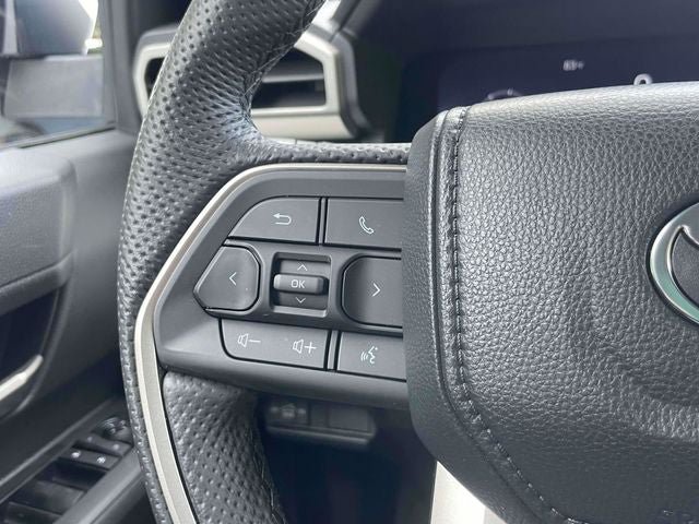 Used 2024 Toyota Tacoma TRD Off-Road AWD/4WD image 22