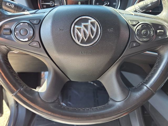 Used 2018 Buick Enclave Essence FWD image 27