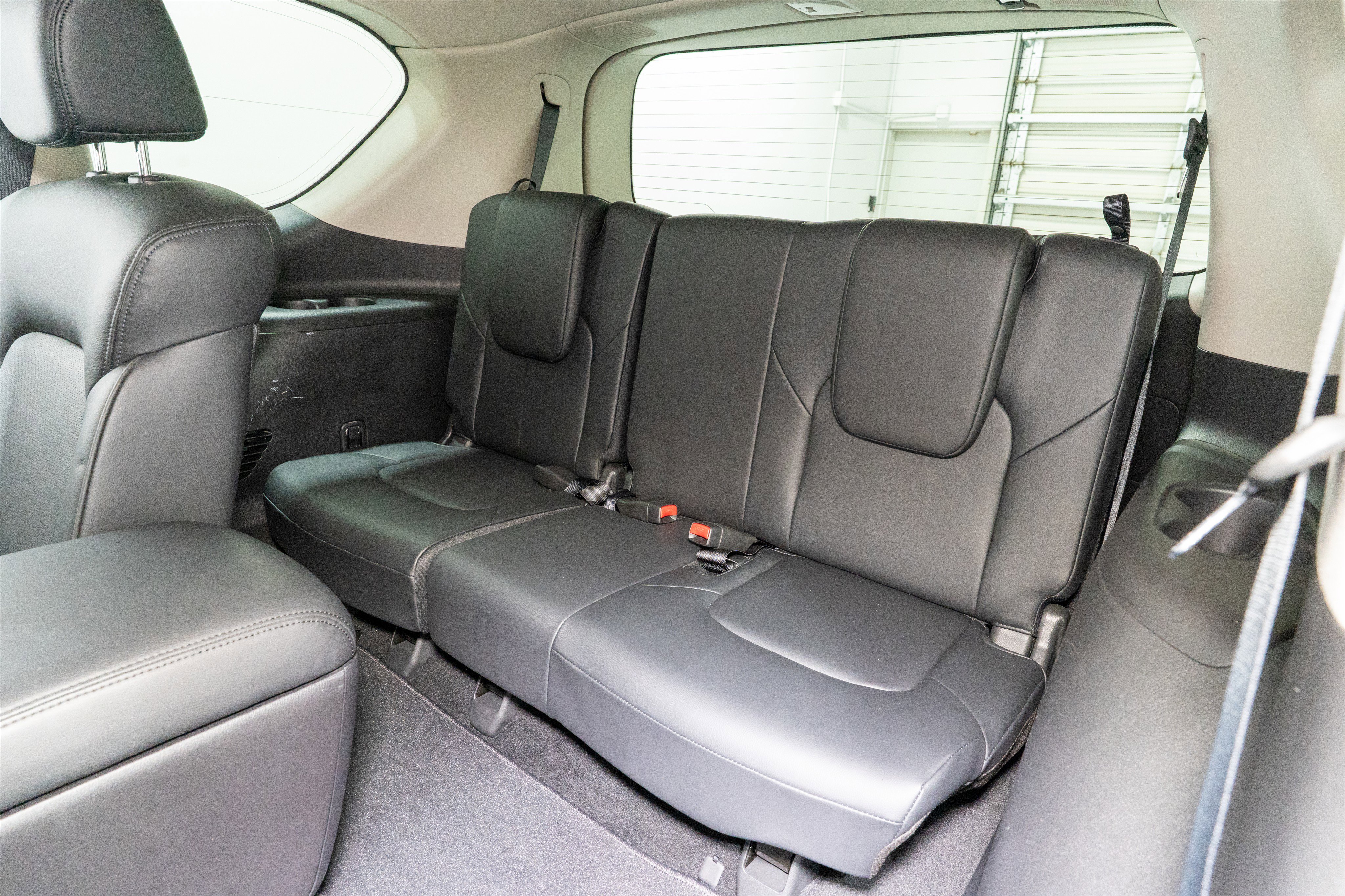 Used 2024 Nissan Armada SL w/ Captain's Chairs Package image 35