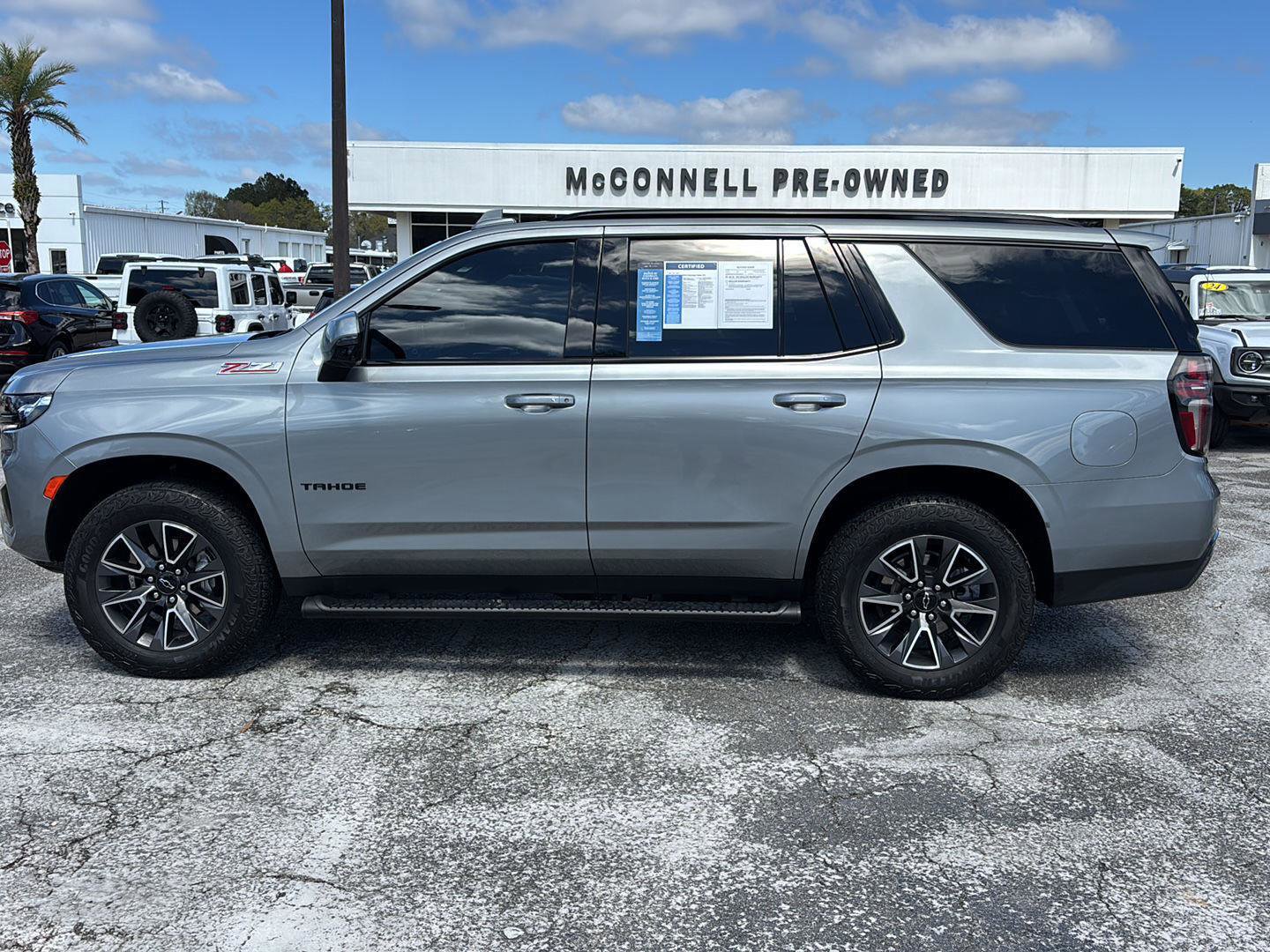 Certified 2023 Chevrolet Tahoe Z71 w/ Luxury Package image 4