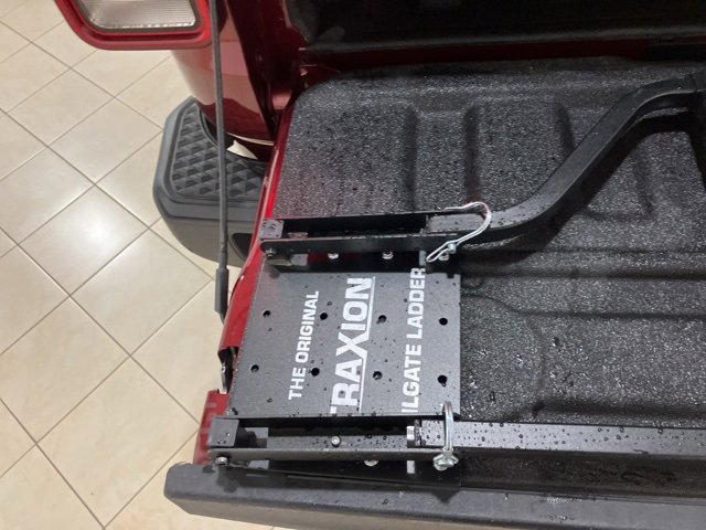 Used 2021 Jeep Gladiator Willys image 22