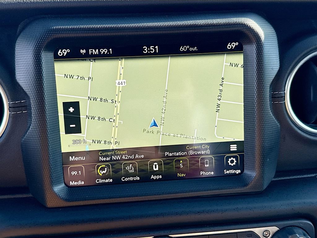 Used 2023 Jeep Wrangler Unlimited Sahara w/ Cold Weather Group image 14