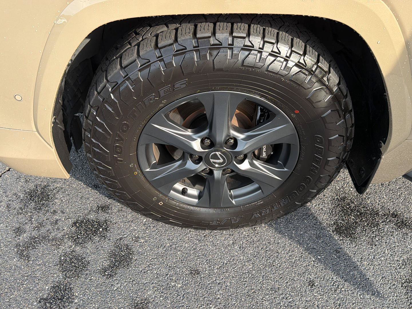 Certified 2025 Lexus LX 700h Overtrail AWD/4WD image 39