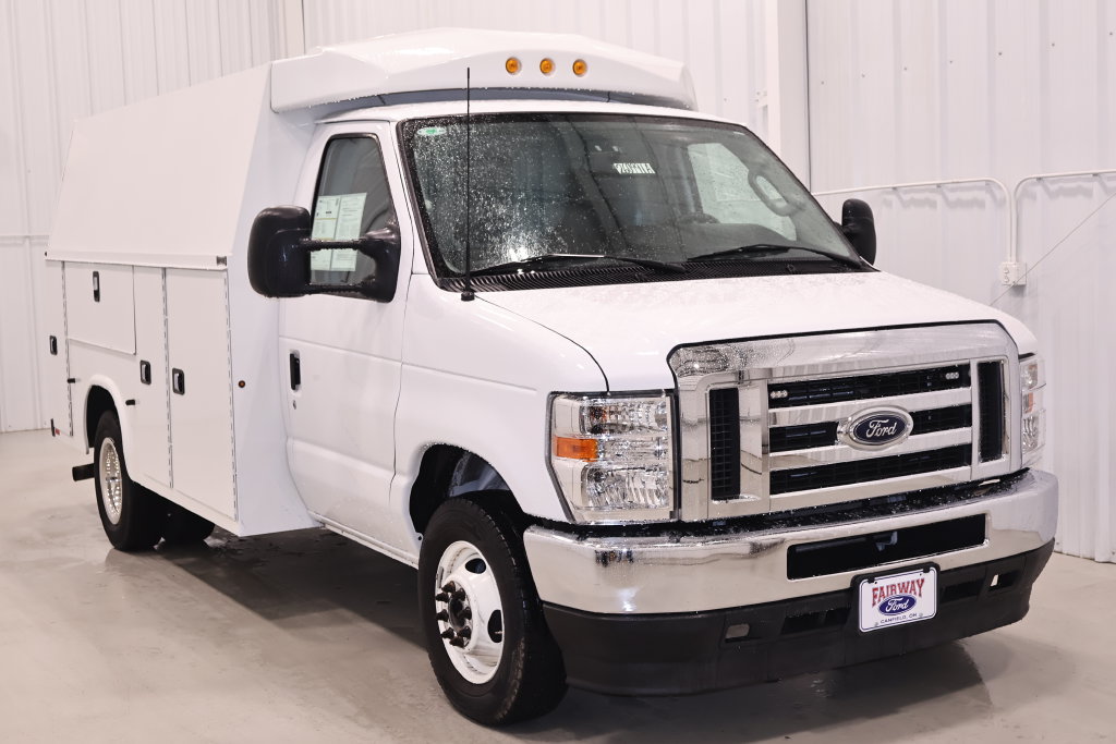 Certified 2024 Ford E-350 and Econoline 350 Super Duty w/ Power Windows & Locks Group RWD image 4