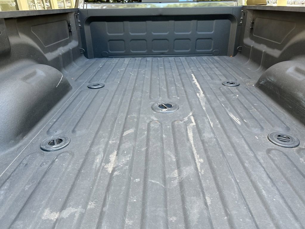 Used 2024 RAM 3500 Tradesman w/ Chrome Appearance Group image 32