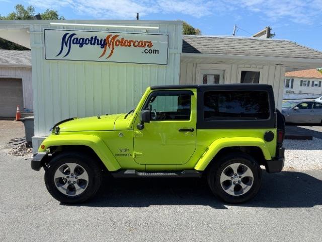 Used 2017 Jeep Wrangler Sahara AWD/4WD image 11