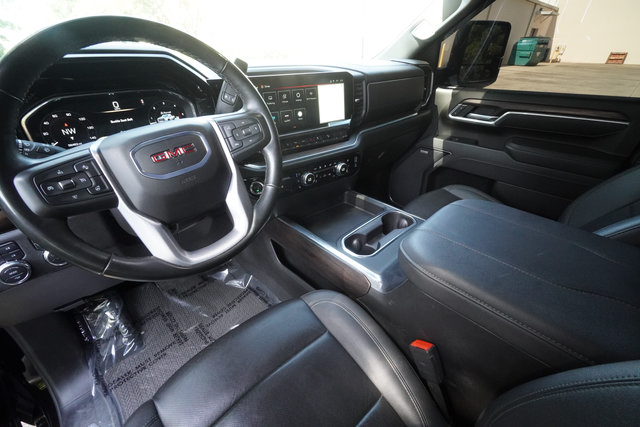 Used 2025 GMC Sierra 2500 SLT w/ SLT Premium Package AWD/4WD image 25