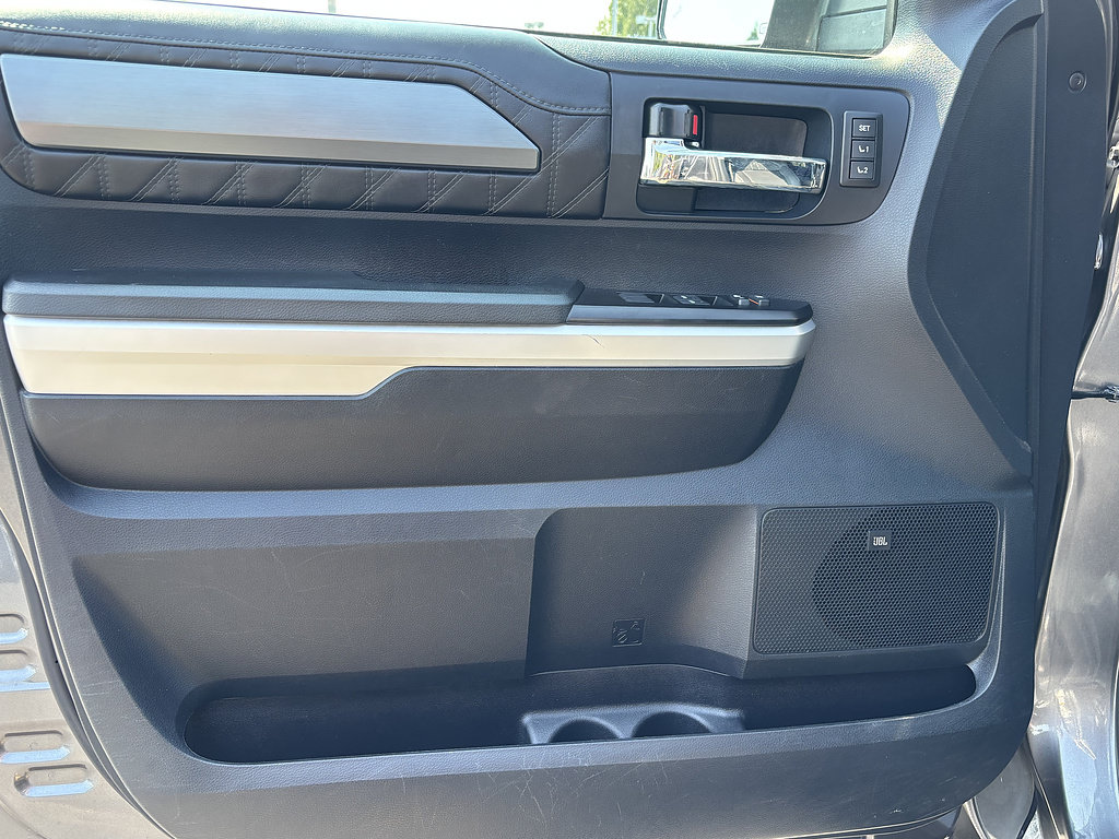 Used 2016 Toyota Tundra Platinum AWD/4WD image 17