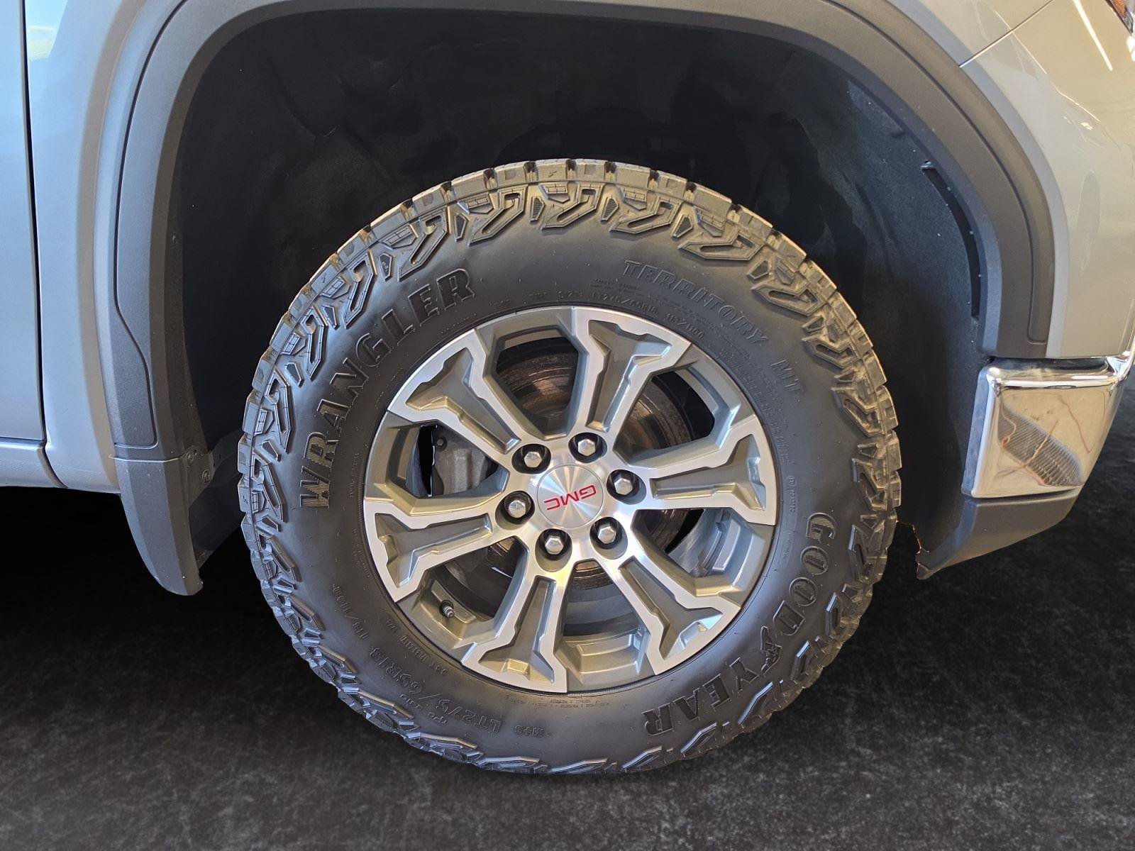 Used 2024 GMC Sierra 1500 Pro w/ Pro Value Package AWD/4WD image 28