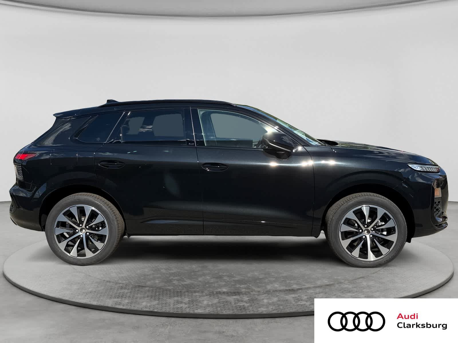 New 2026 Audi Q3 quattro 2.0T AWD/4WD image 4